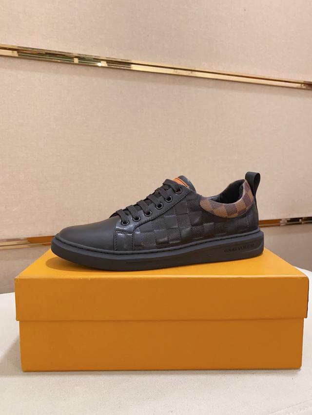 Louis Vuitton. Latest Trendy Casual Shoes, Store Bestseller In Sizes 38-44. New Louis Vuitton. Latest Trendy Casual Shoes, Store Bestseller In Sizes 38-44. New