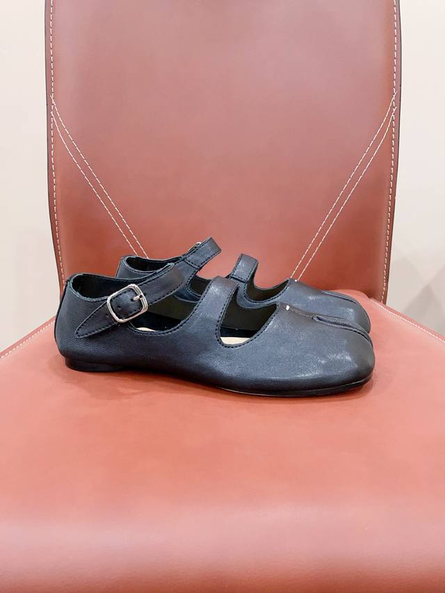 Certified Maisonmargiel* Double-Strap Ballet Shoes The Foot Feel Of This Pair Of Certified Maisonmargiel* Double-Strap Ballet Shoes The Foot Feel Of This Pair Of