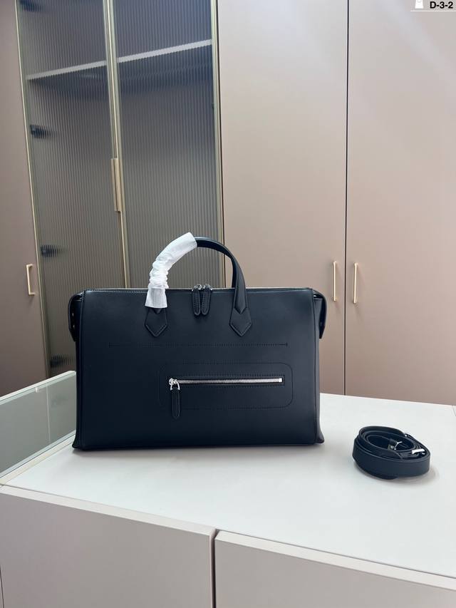 Montblanc Briefcase Steady And Elegant, Fashionable And Classic Style, Never Out Montblanc Briefcase Steady And Elegant, Fashionable And Classic Style, Never Out
