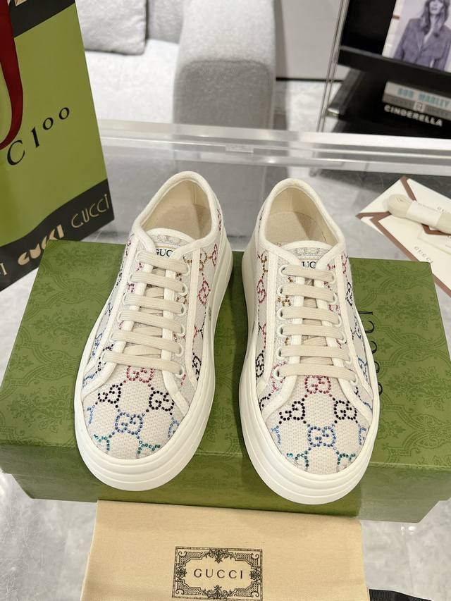 Diamond Surface Gucci 23Ss 1977 Casual Thick-Soled Canvas Shoes Original Top-Qua Diamond Surface Gucci 23Ss 1977 Casual Thick-Soled Canvas Shoes Original Top-Qua