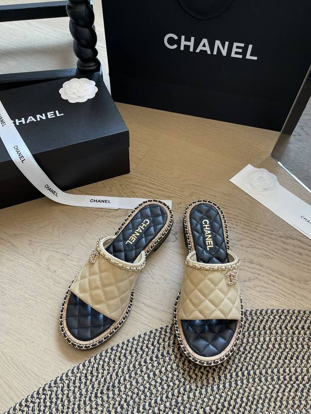 Upgraded original denim with yellow leather color change Original development of Upgraded original denim with yellow leather color change Original development of