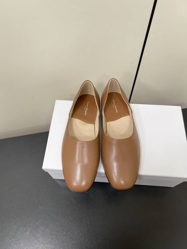 No box Size: 36*37Cm vertical version Medium width 45*35Cm horizontal version Mi No box Size: 36*37Cm vertical version Medium width 45*35Cm horizontal version Mi