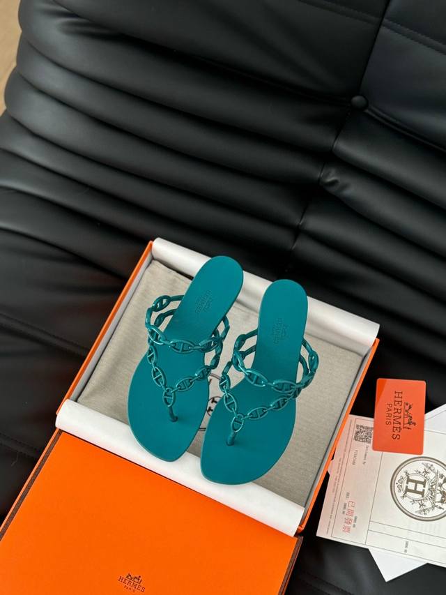 The latest H pig nose flip flops, a must-have for the beach in summer Size: 35-4 The latest H pig nose flip flops, a must-have for the beach in summer Size: 35-4