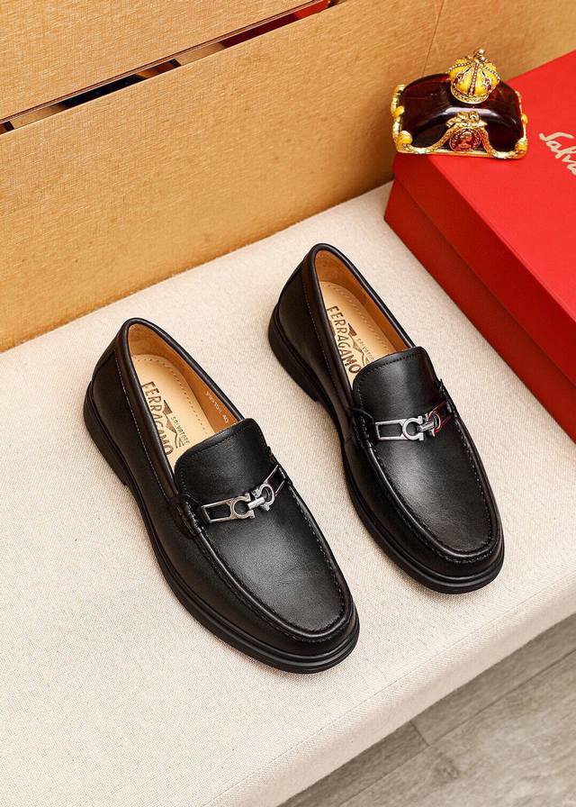 Product Trademark: Ferragamo Casual Leather Shoes True Sizes: 38-44, 45 (Custom Product Trademark: Ferragamo Casual Leather Shoes True Sizes: 38-44, 45 (Custom