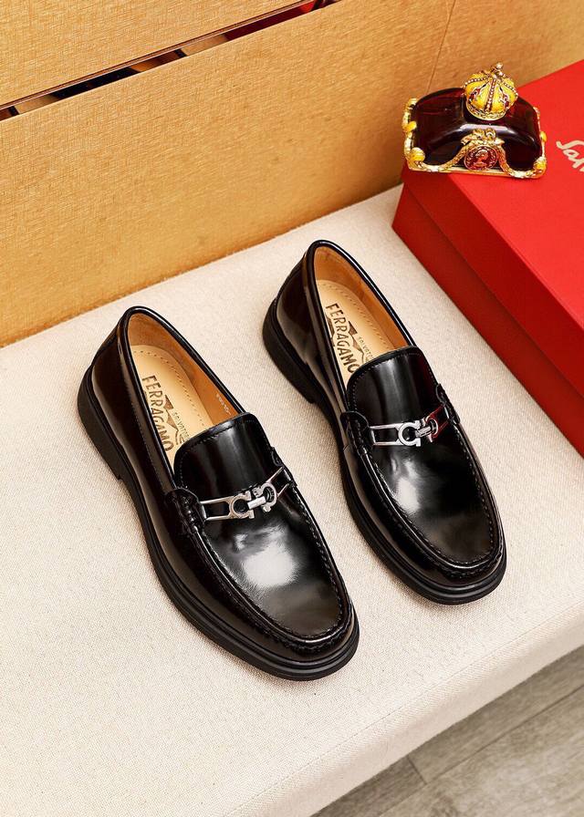 Product Trademark: Ferragamo Casual Leather Shoes True Sizes: 38-44, 45 (Custom Product Trademark: Ferragamo Casual Leather Shoes True Sizes: 38-44, 45 (Custom
