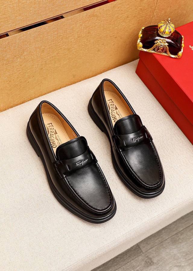 Product Trademark: Ferragamo Casual Leather Shoes True Sizes: 38-44, 45 (Custom Product Trademark: Ferragamo Casual Leather Shoes True Sizes: 38-44, 45 (Custom