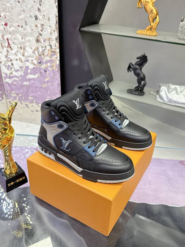 Factory Price: Lv2025 Milan Runway Men's Latest Shipment Lvtrainer High-Top Snea Factory Price: Lv2025 Milan Runway Men's Latest Shipment Lvtrainer High-Top Snea