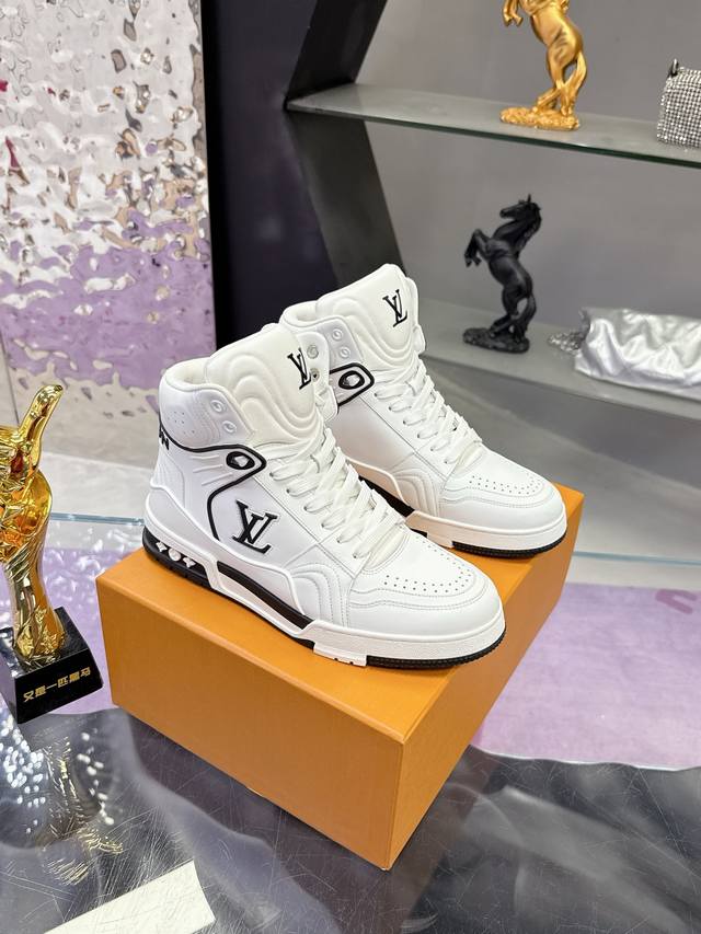 Factory Price: Lv2025 Milan Runway Men's Latest Shipment Lvtrainer High-Top Snea Factory Price: Lv2025 Milan Runway Men's Latest Shipment Lvtrainer High-Top Snea