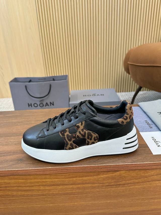 Factory direct price women's sportswear, Hogan classic sneakers. These sneakers Factory direct price women's sportswear, Hogan classic sneakers. These sneakers