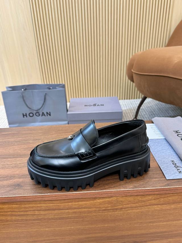 Factory direct price women's shoes and athletic shoes, original Hogan H700 seri Factory direct price women's shoes and athletic shoes, original Hogan H700 seri