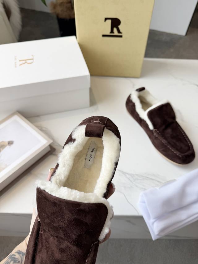 Factory price women's clothing, shoes, sports, original high quality The Row 202 Factory price women's clothing, shoes, sports, original high quality The Row 202