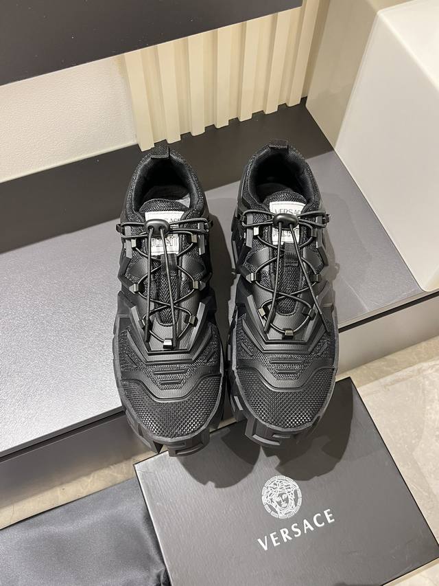 Versace Odissea's new robotic sneakers reinterpret men's style with a sculptural Versace Odissea's new robotic sneakers reinterpret men's style with a sculptural