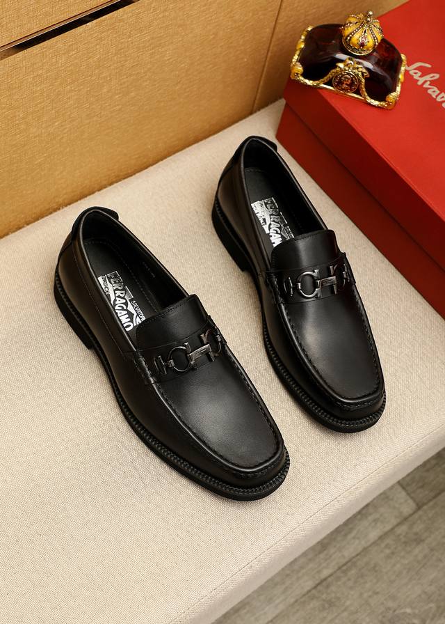 Product Trademark: Ferragamo Casual Leather Shoes True to Size: 38-44, 45-46 (C Product Trademark: Ferragamo Casual Leather Shoes True to Size: 38-44, 45-46 (C