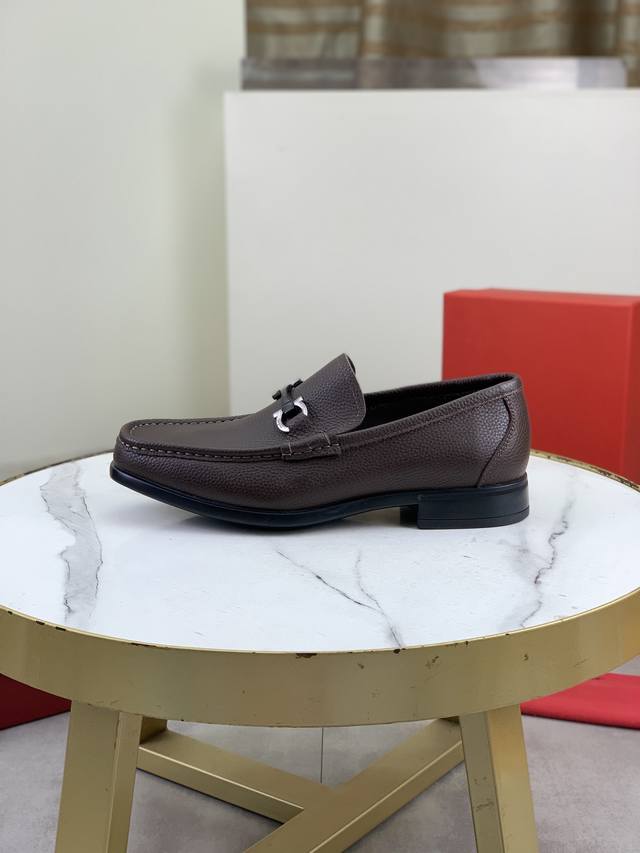 Factory direct price. Top quality Salvatore Ferragamo business casual leather s Factory direct price. Top quality Salvatore Ferragamo business casual leather s