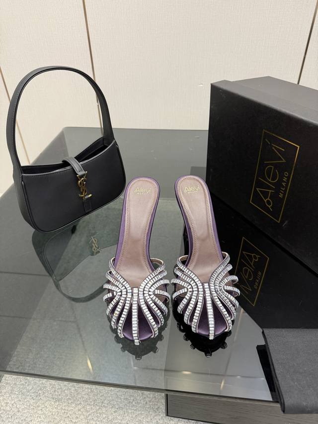 Top-Quality Factory Version Alevi Milano Rhinestone-Embellished High-Heeled Runw Top-Quality Factory Version Alevi Milano Rhinestone-Embellished High-Heeled Runw