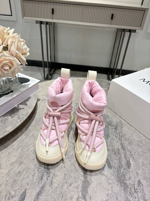 Moncler 2025 Autumn/Winter Newest Couple Snow Boots DDD DDD A perfect blend of l Moncler 2025 Autumn/Winter Newest Couple Snow Boots DDD DDD A perfect blend of l
