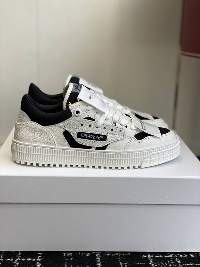 High-quality DDD Off-White New Arrow-themed Color-blocked Lace-up Sneakers for High-quality DDD Off-White New Arrow-themed Color-blocked Lace-up Sneakers for