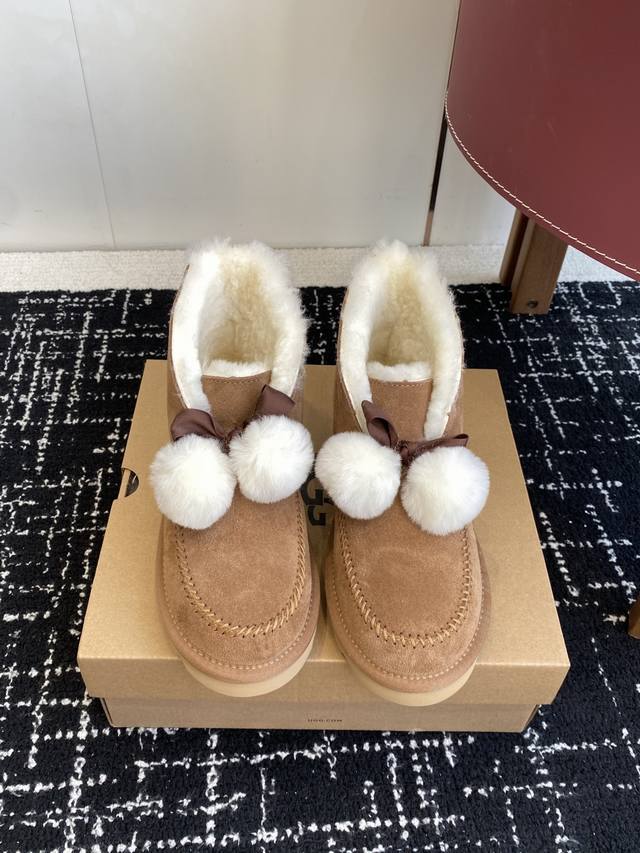 Retailer-grade DDD Ugg Karin Pom-Pom Bow Style Soft and Sweet Girl's Must-Have Retailer-grade DDD Ugg Karin Pom-Pom Bow Style Soft and Sweet Girl's Must-Have