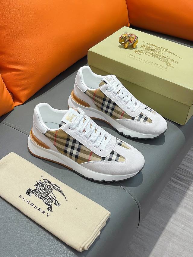 商品名称：Burberry 巴宝莉 正规码数 38-44 休闲鞋 商品材料：精选 进口牛皮鞋面，柔软羊皮内里；原厂大底。