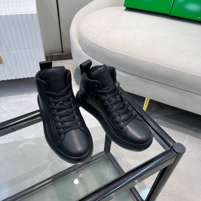 BV 顶级P: Size: 39-44 38 45 订不退换 葆蝶家 新款 专柜最高帮 绑带面包靴！原板 开模大底 进口牛皮面 网里 加厚海绵！暖和舒服！！