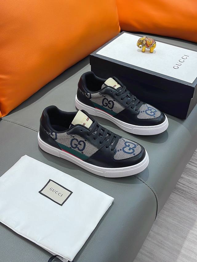 商品名称：GUCCI 古驰 正规码数: 38-44 休闲鞋 商品材料：精选 牛皮鞋面，柔软羊皮内里；原厂大底。