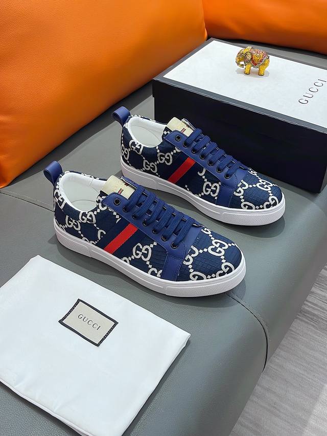 商品名称：GUCCI 古驰 正规码数: 38-44 休闲鞋 商品材料：精选 牛皮鞋面，柔软羊皮内里；原厂大底。