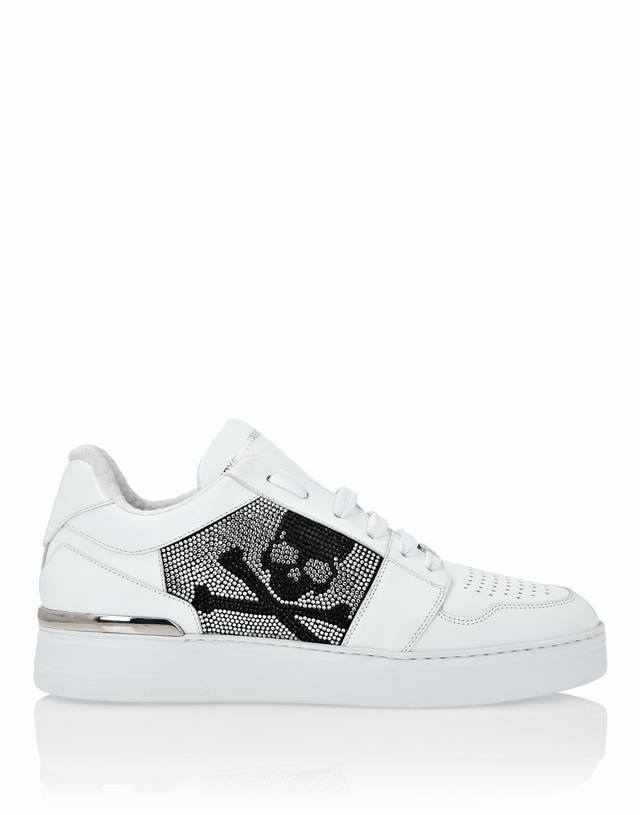 PHILIPP PLEIN 顶级P: Size:38-44 45定做 菲利普.普莱茵顶级原单德国PP潮牌男鞋 探索这双纳帕真皮，带有莱茵石细节，外侧骨头形状的减