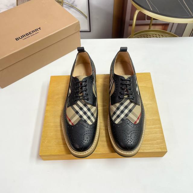 BURBERRY 巴宝莉 P: Size：39-44 38.45.可定做 顶级高端男鞋， 官网同步巴宝莉打造，鞋面进口牛皮拼接原版丝绸打造，内里进口顶级丝绸牛皮