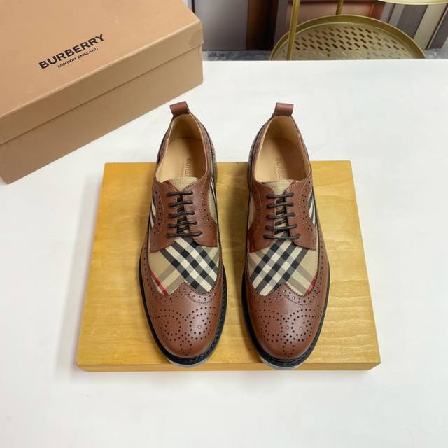 BURBERRY 巴宝莉 P: Size：39-44 38.45.可定做 顶级高端男鞋， 官网同步巴宝莉打造，鞋面进口牛皮拼接原版丝绸打造，内里进口顶级丝绸牛皮