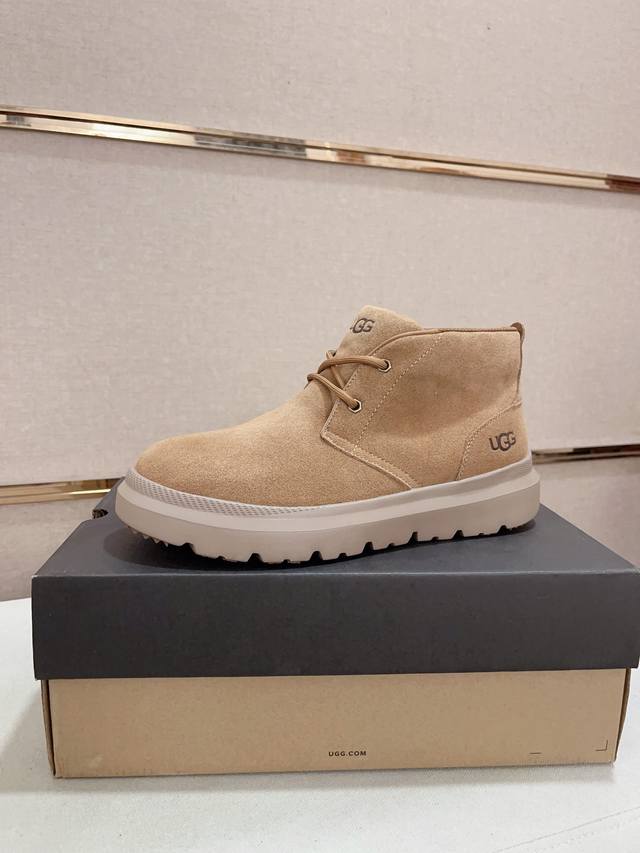 工厂价: 北美男鞋Ugg 秋冬新款高品质男鞋雪地靴特惠活动中，极寒天气克星！牛皮面，美利奴羊毛内里，原版大底，无论开车还是户外还是日常穿着，总有适合你的一款！