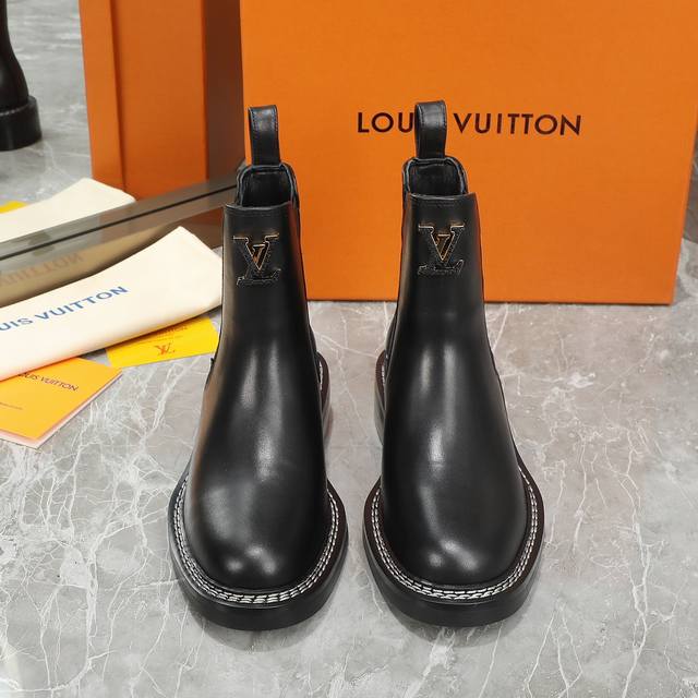 LOUIS VUITTON 路易威登 24秋冬新款松紧短靴 鞋面：牛猄 牛皮 内里：羊皮 鞋底：原版大底 跟高：3.5cm 码数：35-42