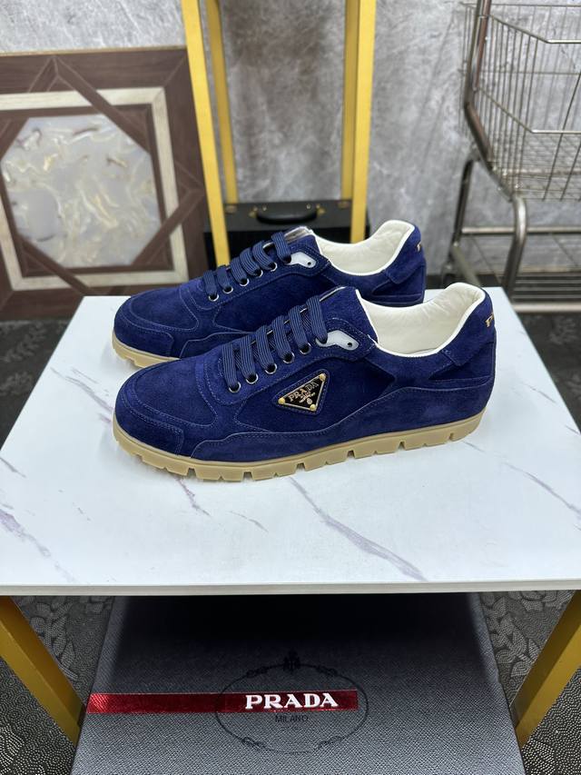 PRADA-普拉达 顶级版本，套楦工艺，油边工艺，面料：高档牛皮。38–44 45订做不退换 X5