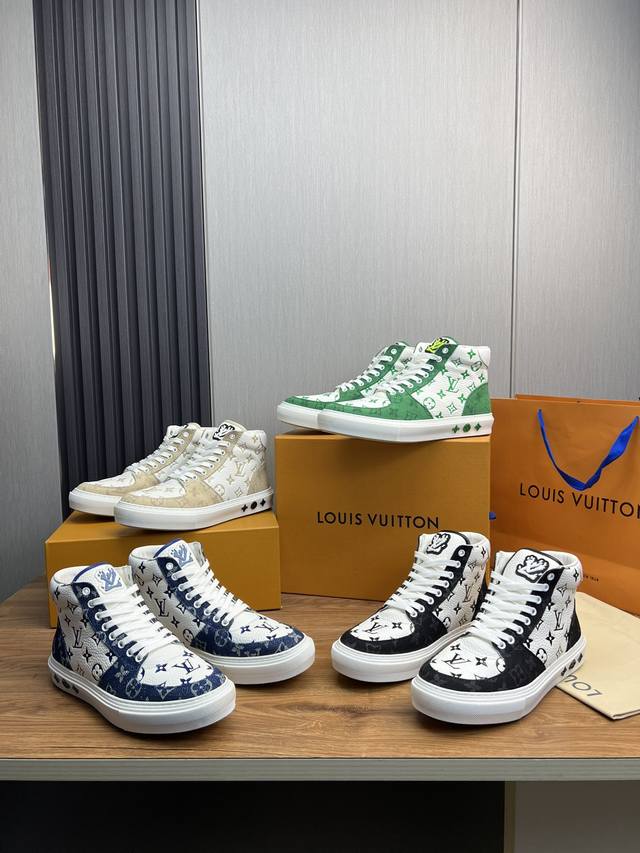 工厂价 LOUIS.LV新品男士高端休闲运动鞋｜选用进口头层牛皮｜鞋面立体压纹经典Monogram 图案｜原版橡胶大底，耐磨舒适｜Monogram 花卉点缀橡胶