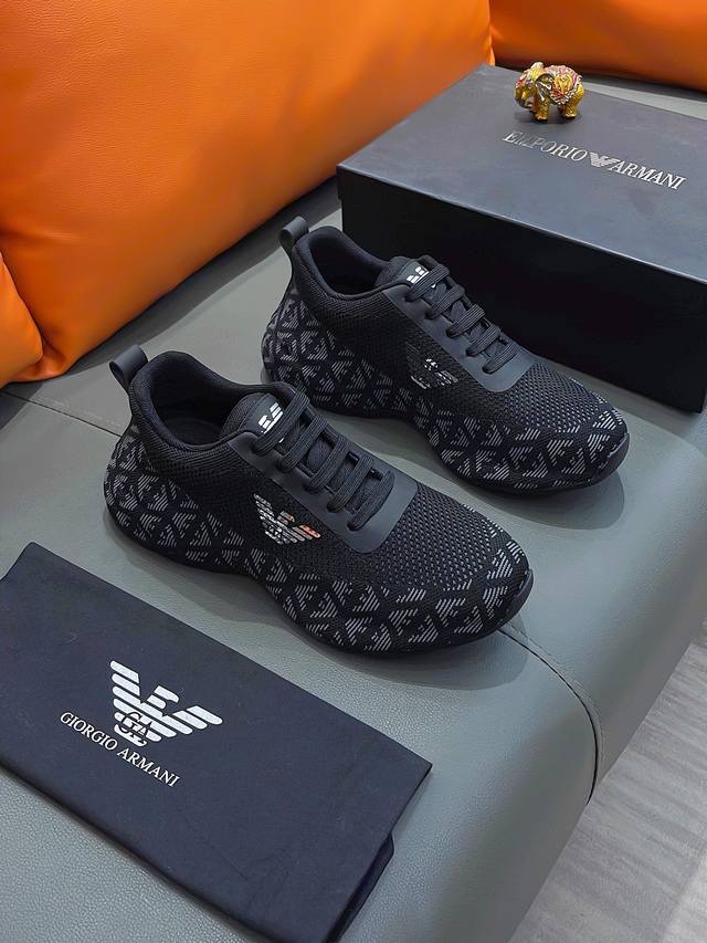 商品名称：ARMANI 阿玛尼 正规码数: 38-44 休闲鞋 商品材料：精选 牛皮鞋面，柔软羊皮垫脚；原厂特供大底。 - 点击图像关闭