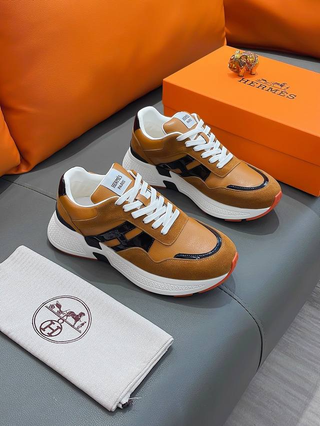 商品名称：HERMES 爱马仕 正规码数: 38-44 休闲鞋 商品材料：精选 牛皮鞋面，舒适羊皮内里；原厂大底。