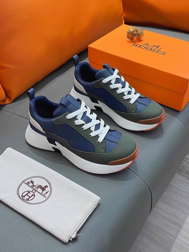 商品名称：HERMES 爱马仕 正规码数: 38-44 休闲鞋 商品材料：精选 牛皮鞋面，舒适羊皮内里；原厂大底。