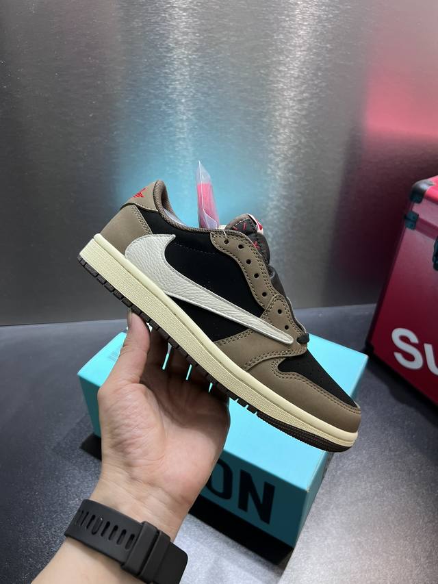 头层版本 AJ1倒勾Travis Scott x Air Jordan 1 ” Reverse Mocha “ AJ1乔1 TS 闪电 联名倒钩 低帮文化篮球鞋