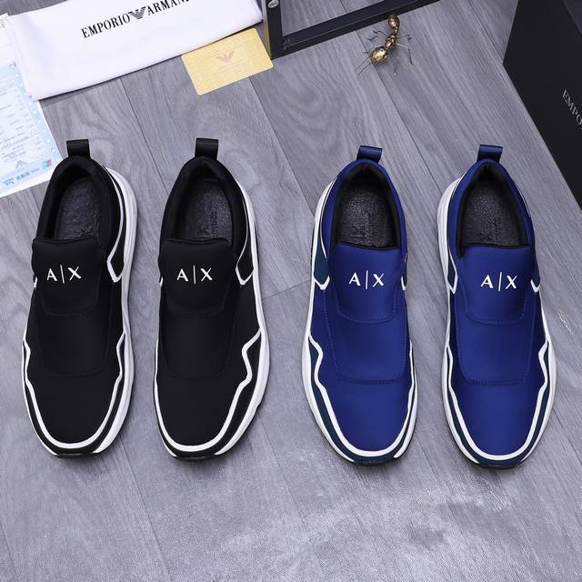 商品商标：Armani 阿玛尼 休闲鞋 正码码数: 38-44 商品材料：精选牛皮拼接弹力布鞋面 弹力布内里 橡胶大底