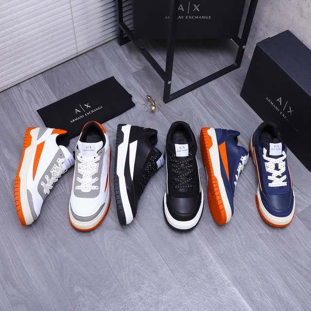 商品商标：Armani 阿玛尼 休闲鞋 正码码数: 39-45 商品材料：精选荔紋牛皮拼接鞋面 透气网内里 原版大底