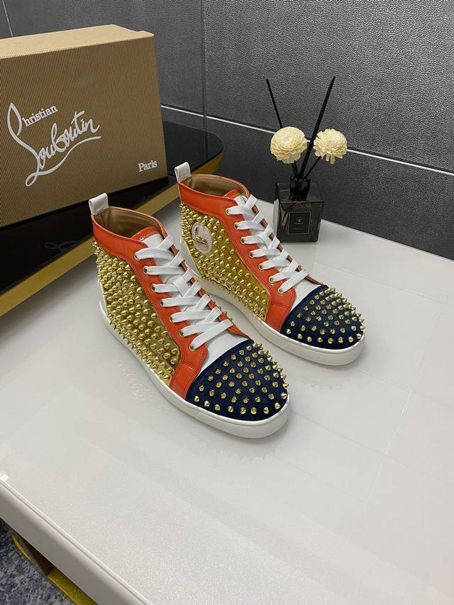 出厂价 定做款 。christian louboutin CL红底鞋 专柜烫钻系列，情侣休闲板鞋 独家热款发布活动乳胶垫脚成品大底车线女35-40#男38#-4