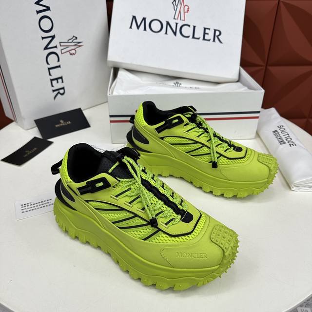 Moncle* 蒙-口 春夏新品 Trailgrip GTX男士运动鞋 官方售价RMB p6020 多种材质拼接撞色设计 具有舒适防滑性能，采用牛皮面料拼接运动