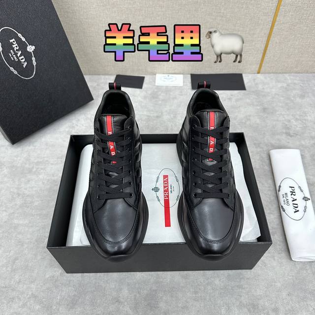 P家新品 Prad* 普拉-达 男士休闲系带高帮运动靴 莞产顶级猛货 领先专柜尝鲜款式 采用进口Napa蜡感小牛皮制成 皮质柔软光泽透亮 柔软舒适 韧性极好耐穿