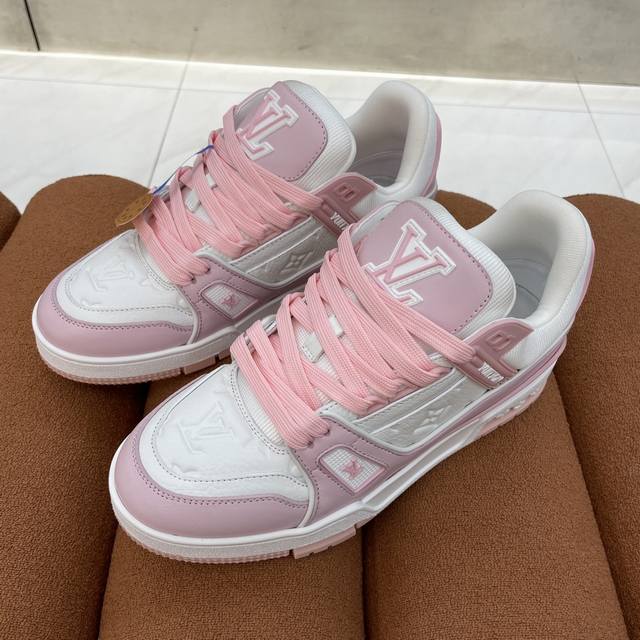 全新升级代购级LV trainer，lv 24ss最新运动鞋 Size：35-40