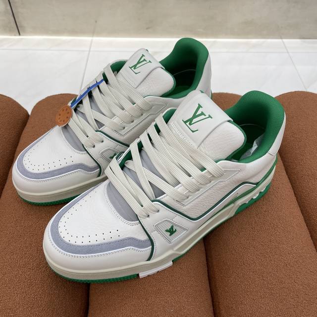 全新升级代购级LV trainer，lv 24ss最新运动鞋 Size：35-40 38-46