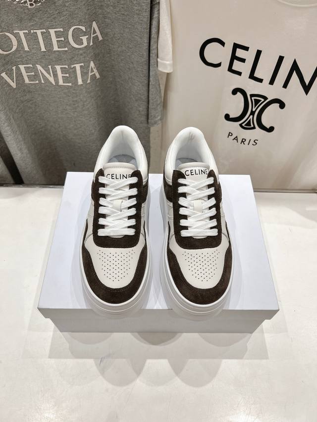 高版本出厂 厚底 CELINE*思琳赛琳 2024ss新款徽标系带厚底休闲运动鞋 小白鞋 简单舒服，干净利落，增高显腿细，无论是单穿还是搭配阔腿裤，高街又复古一