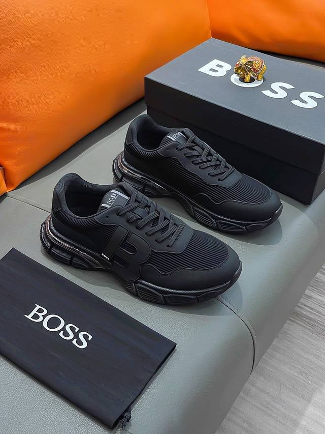 商品名称：BOSS 波士 正规码数: 38-44 休闲鞋 商品材料：精选 牛皮鞋面，舒适羊皮内里 ；原厂大底。