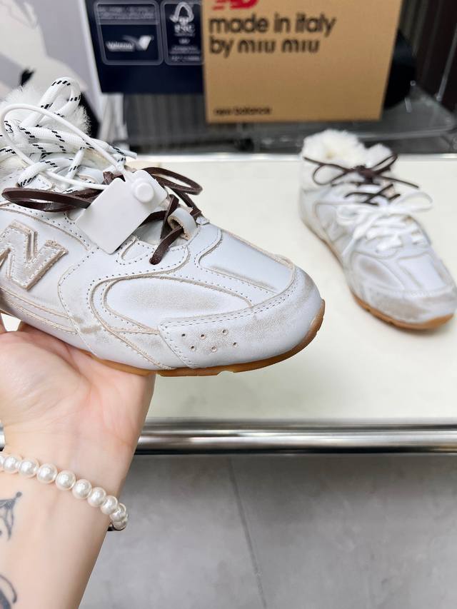 工厂价 毛里MiuMiu缪缪 顶级版本情侣款x New Balance NB 休闲 运动鞋 阿甘鞋 德训鞋 原版购入开发做货 Miu Miu x New Bal