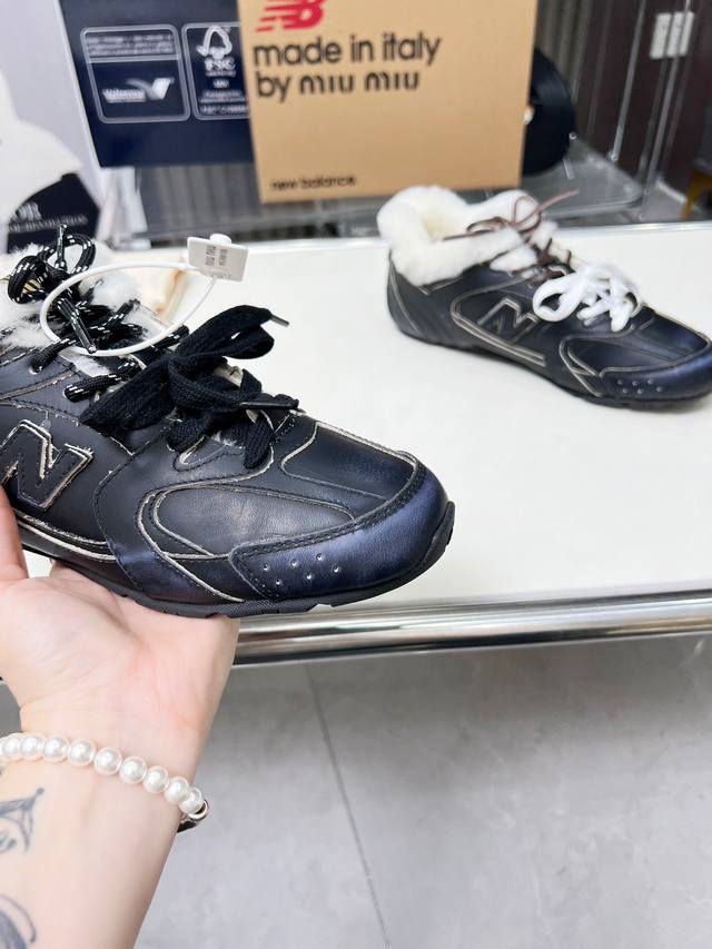 工厂价 毛里MiuMiu缪缪 顶级版本情侣款x New Balance NB 休闲 运动鞋 阿甘鞋 德训鞋 原版购入开发做货 Miu Miu x New Bal