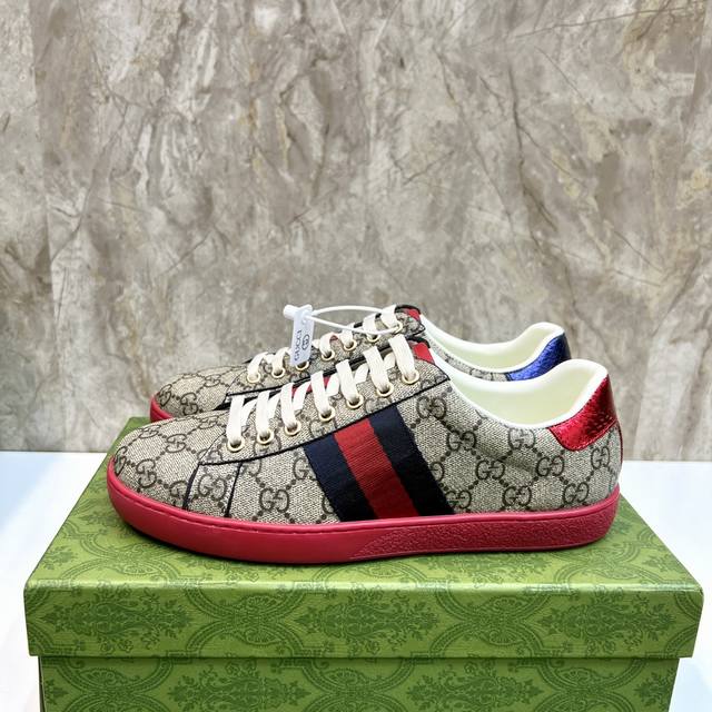 工厂价:顶级原单 品牌：GUCCI 古奇 标准码：女码35-40男码38-44 女34 男45可定做 等级：官网同款 原单品质 材料：原版皮 原版牛皮内里 原版