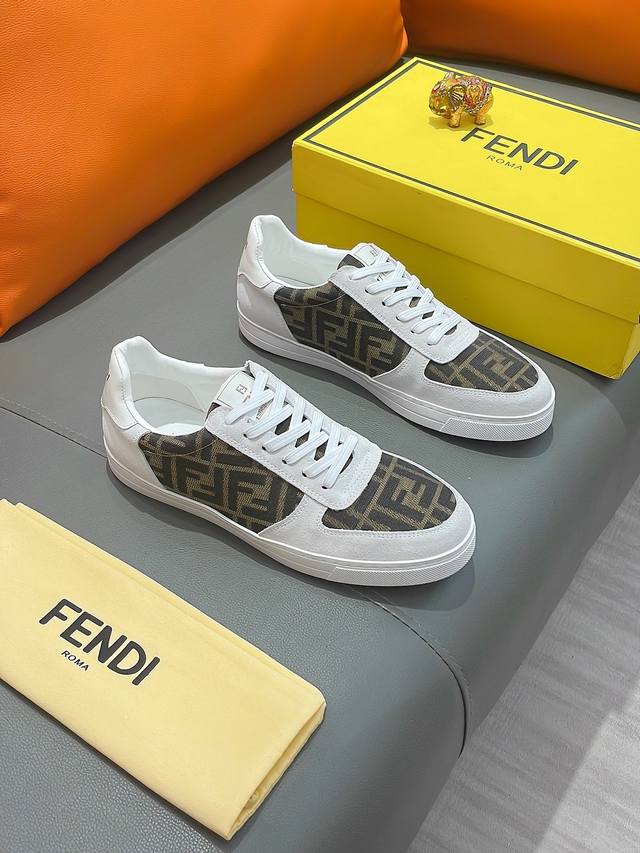 商品名称：FENDI 芬迪 正规码数: 38-44 休闲鞋 商品材料：精选 牛皮鞋面，柔软羊皮内里；原厂大底。